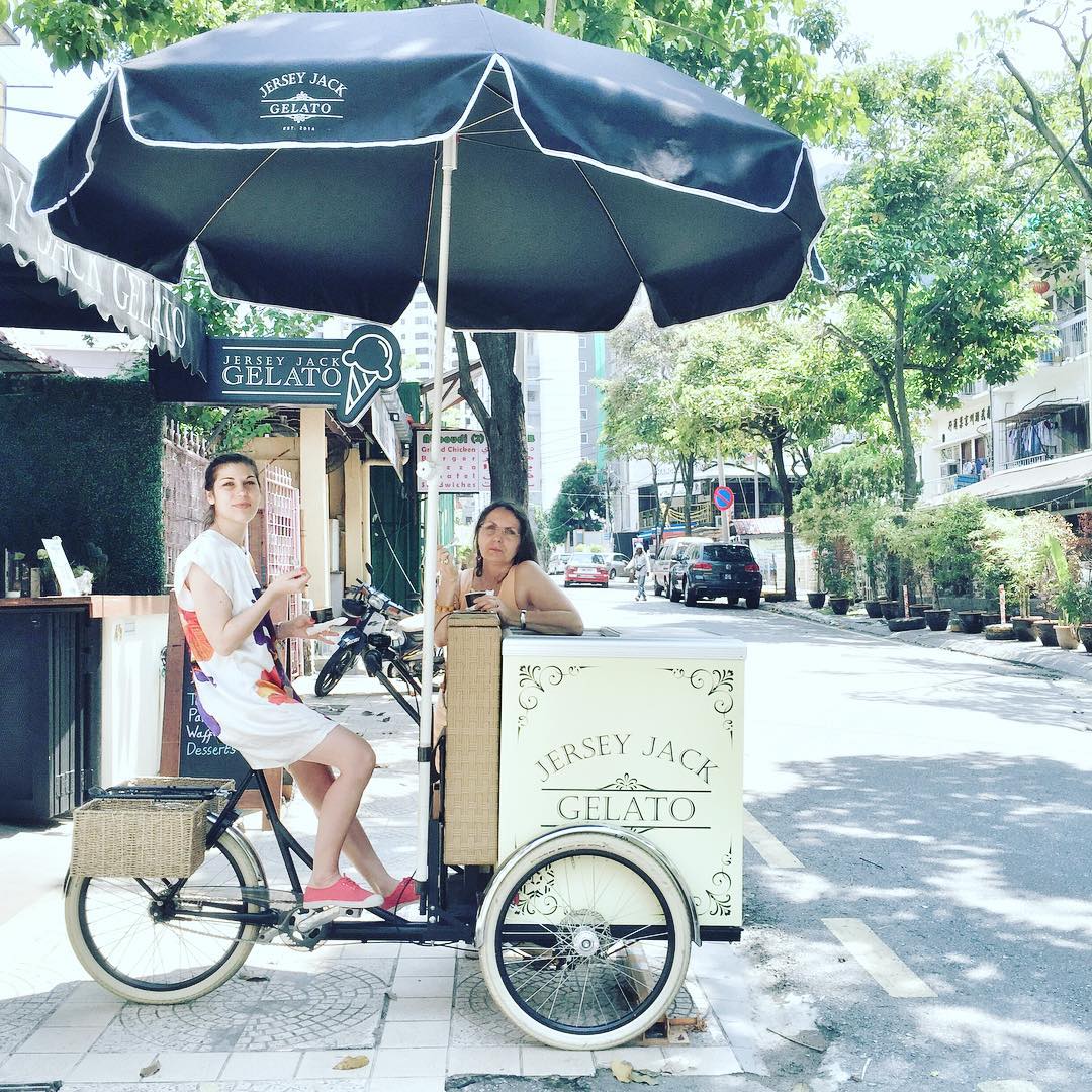 Instagram/JerseyJackGelato Bringing the ice cream to the people.